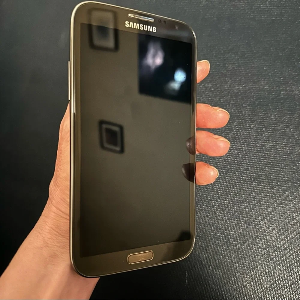 Samsung Galaxy Note II - Navy Blue Smartphone with S Pen